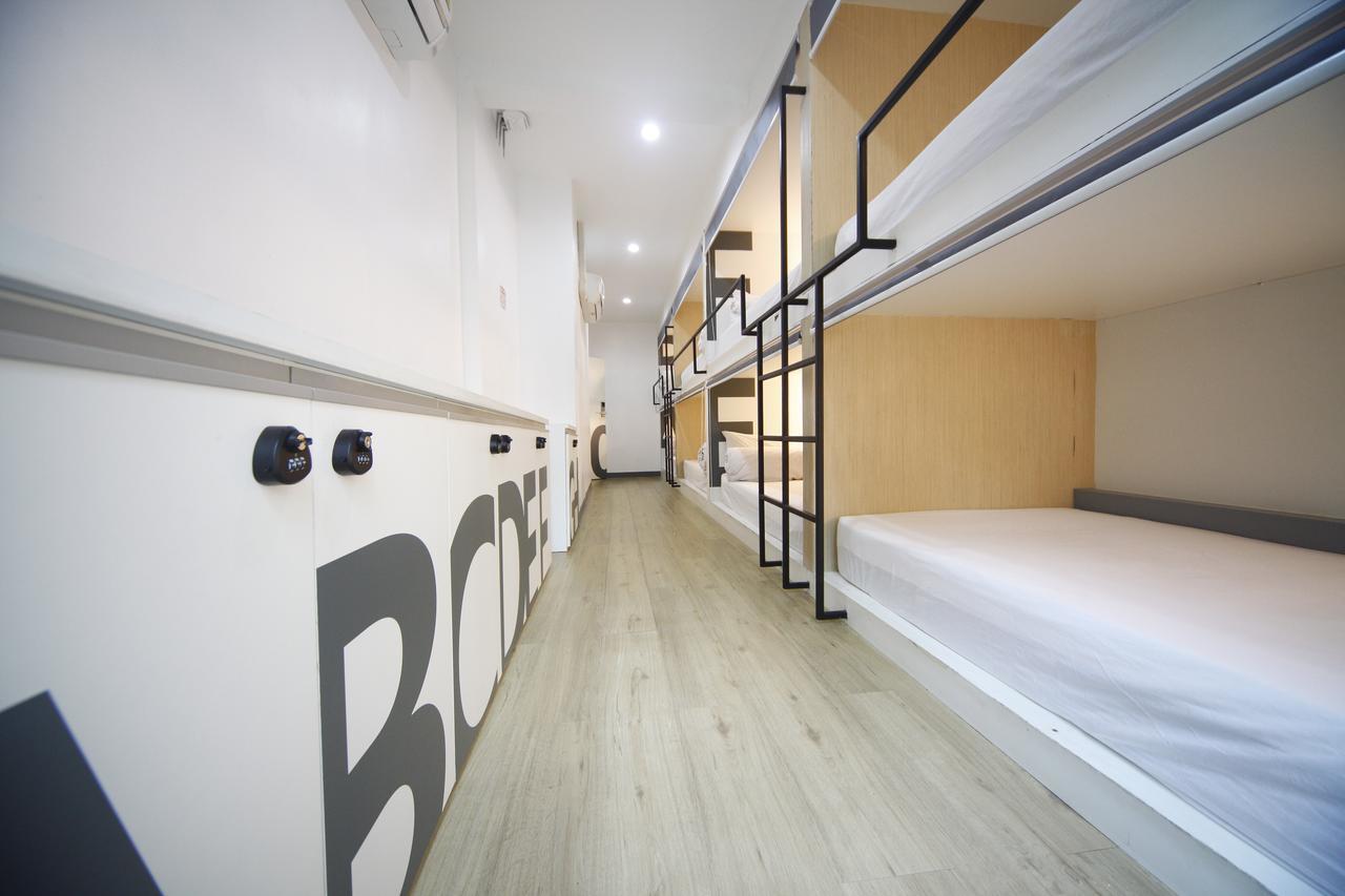 Monkeynap Hostel Bangkok Esterno foto