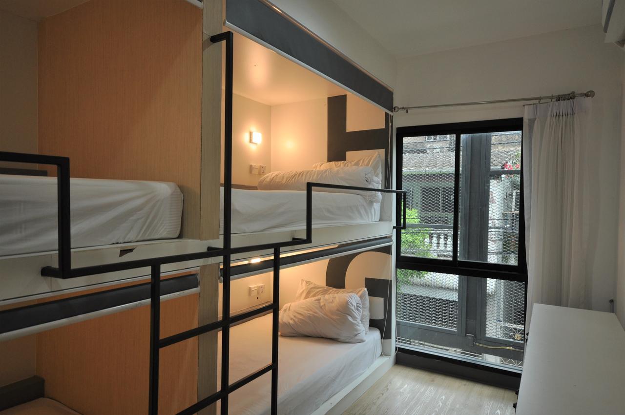 Monkeynap Hostel Bangkok Esterno foto