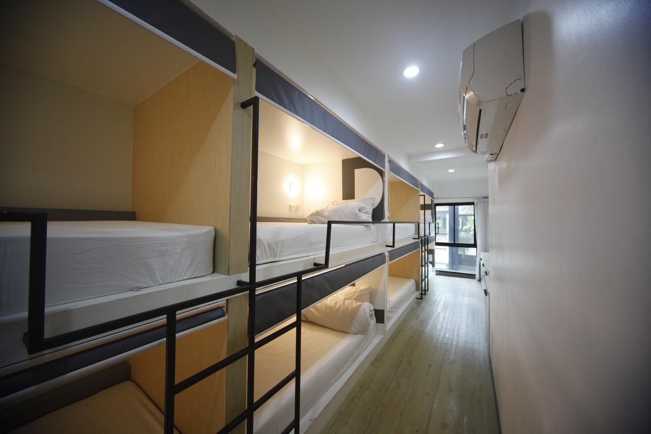 Monkeynap Hostel Bangkok Esterno foto