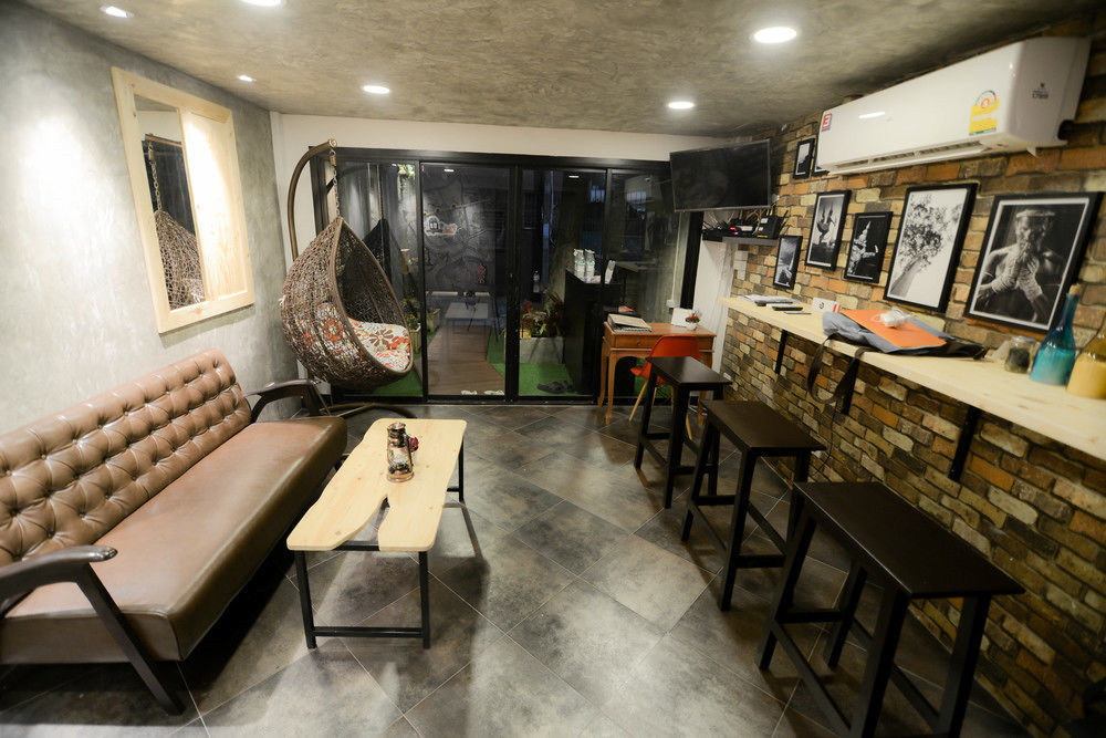 Monkeynap Hostel Bangkok Esterno foto